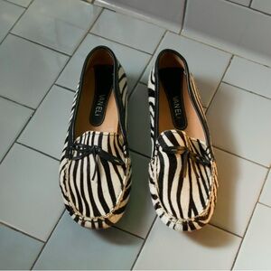 Van Eli Zebra Half Hair Loafer Size 8.5